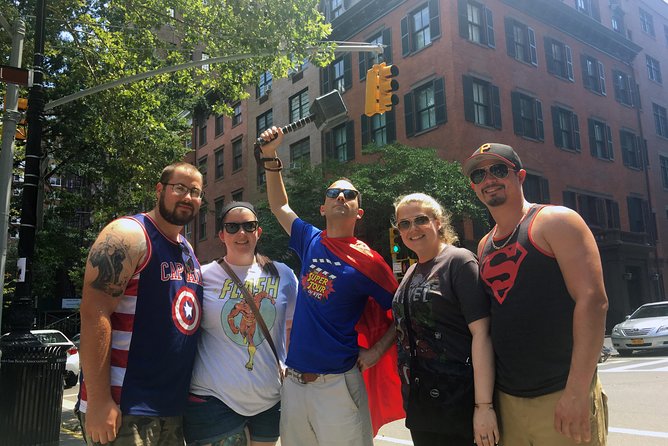 Public Super Tour of NYC: Heroes, Comics and More! - Meeting the coach near Times Square