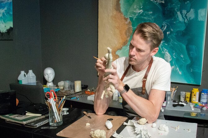 Resin Artwork in a Nolita Artist's Studio - A private lesson with Clay Brown