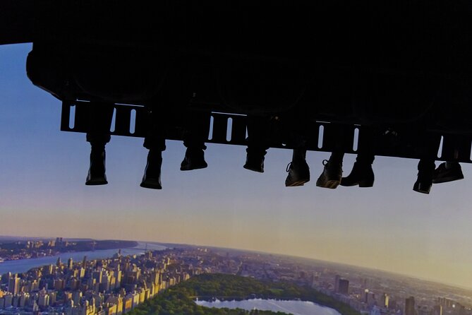 RiseNY - A Soaring Journey Through New York - A quick New York introduction before the ride