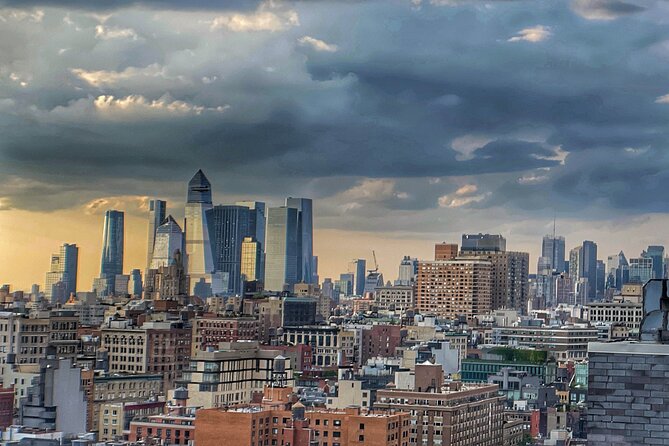 Rooftop, Bar & Speakeasy Soirée - The cultural neighborhood at the beginning
