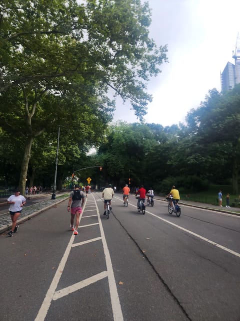Run, Eat, Explore: NYC's Food & Fitness Adventure - Option one: Williamsburg Bridge and a Librae pastry