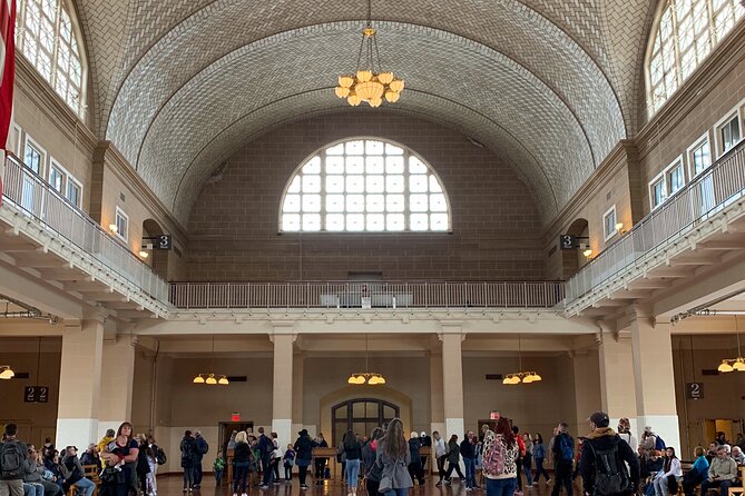 Secrets of the Statue of Liberty and Ellis Island Guided Tour - Who will get the most from this tour