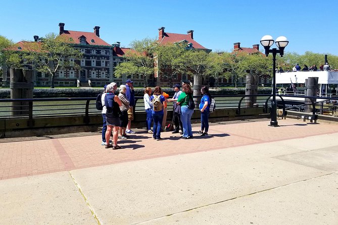 Statue of Liberty and Ellis Island Tour - Key points at a glance