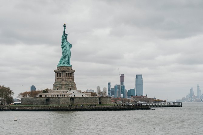 Statue of Liberty and Ellis Island Tour: All Options - Castle Clinton gives the tour a proper beginning