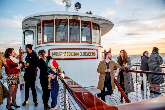 Statue of Liberty and New York City Skyline Sightseeing Cruise - Practical tips for a smoother outing