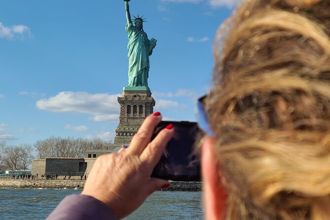 Statue of Liberty Direct Sightseeing Cruise from Brooklyn Bridge - Starting at 299 South Street near the East River