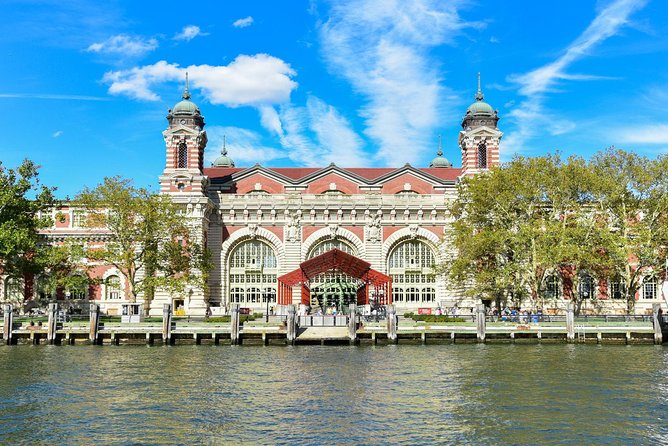 Statue of Liberty Tour with Ellis Island and Immigration Museum - Timing, walking, and comfort