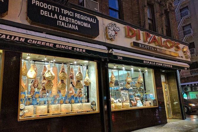 Taste of Chinatown, Little Italy New York Culture and Food Tour - Pizza and a final mini cannoli