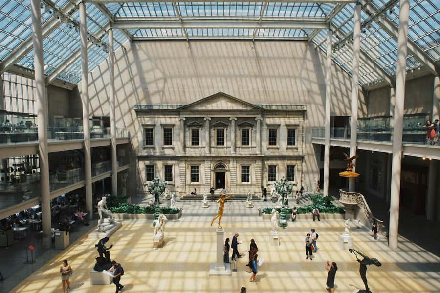 The Met Museum Guided Tour with Skip-the-Line Entry - American art from Washington to wide-open views