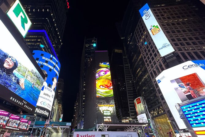 Times Square After Dark: the Red Light Secrets Unveiled - A tasteful approach to adult subject matter