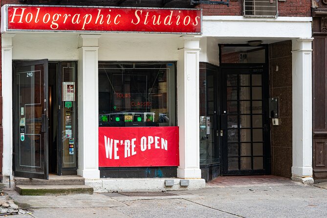 Tour of Dr. Laser's Holographic Studios and Laser Lab - Entering Holographic Studios on East 26th Street
