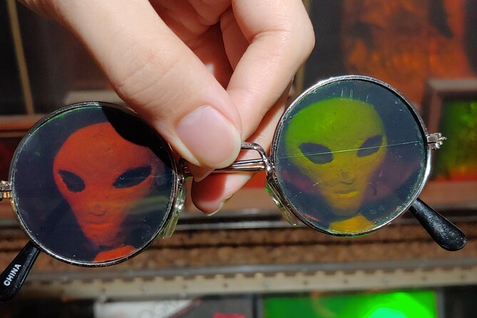 Tour of Dr. Laser's Holographic Studios and Laser Lab - Is $50 a Fair Price?
