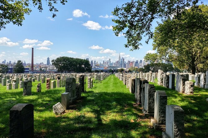 Twilight Tour: Death in New York (Lower Manhattan) - The Seton Shrine and the Catholic way of death