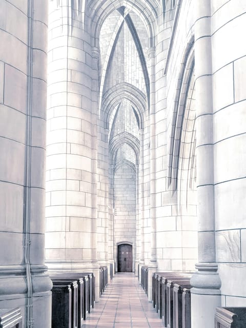 Unveiling New York City's Most Breathtaking Lobbies - Grand hotels and the style of old New York