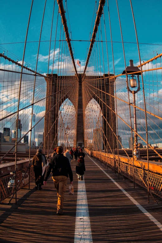 Vip Contrasts in Spanish / Contrastes Vip de Nueva York - Why this route gives you a different New York