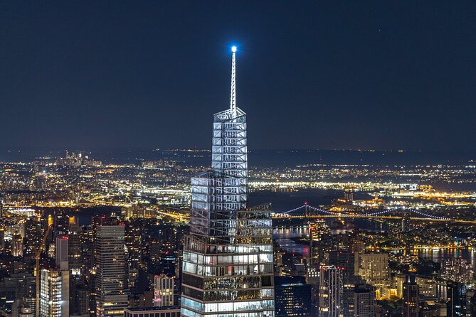 VIP SUMMIT One Vanderbilt and Grand Central Guided Tour - Who should book this three-hour combination