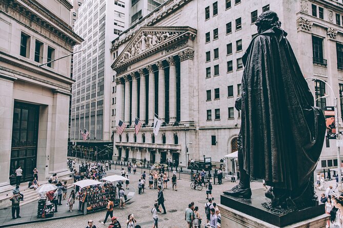 Wall Street to Chinatown: Dumplings & Taro bites walking tour - Six short stops that explain American power