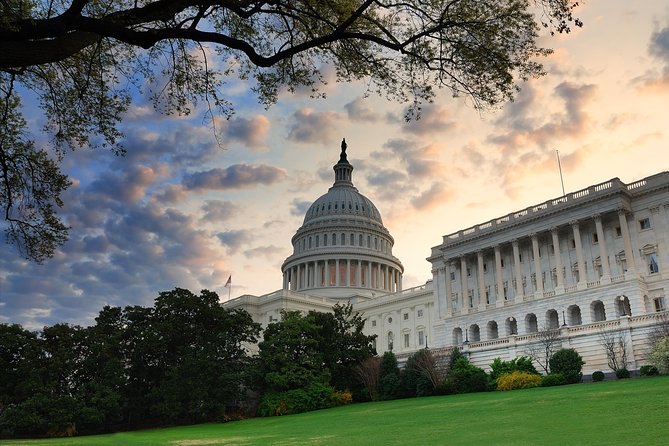Washington DC Day Tour from New York City - One hour at Union Station