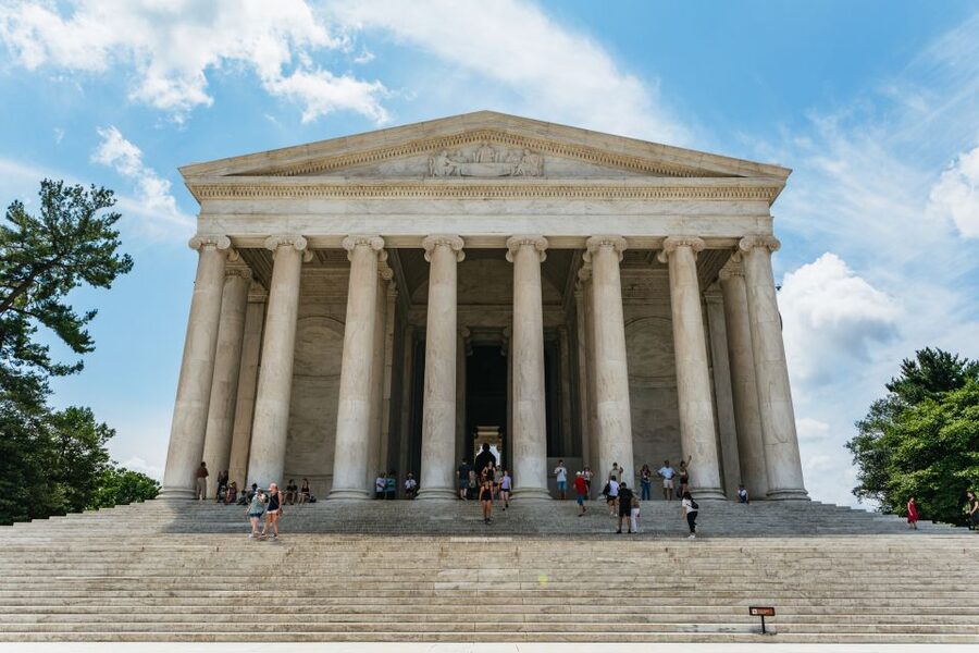 Washington DC Day Trip by Bus from New York City - What the guides add to the day