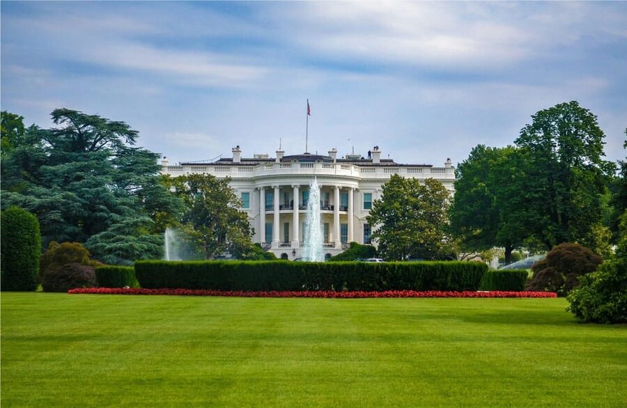 Washington DC from New York 1 Day - White House and Capitol views