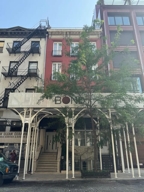 Welcome to New York: A Tour of Taylor Swift Hotspots - Starting at Housing Works Bookstore