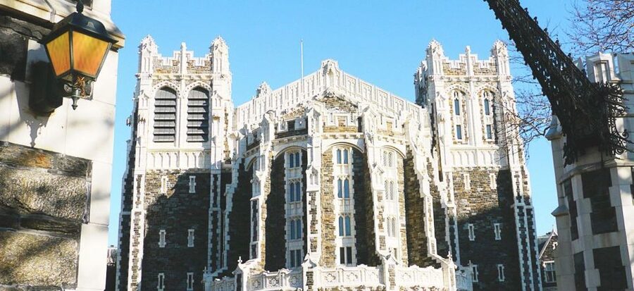 West Harlem: Gospel Church Service and Sunday Walking Tour - A Sunday morning that begins inside the community