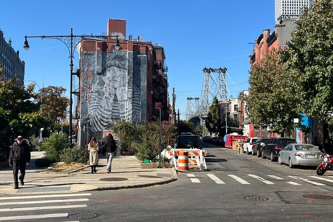 Williamsburg Walking Tour: History, Hipsters, Hasids & Hops - Why this Williamsburg walk works