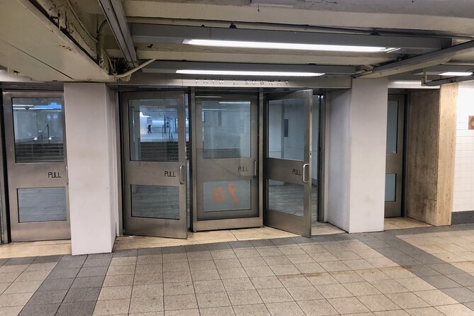 World Trade Center Area Underground Art and History Tour - Who should choose this experience